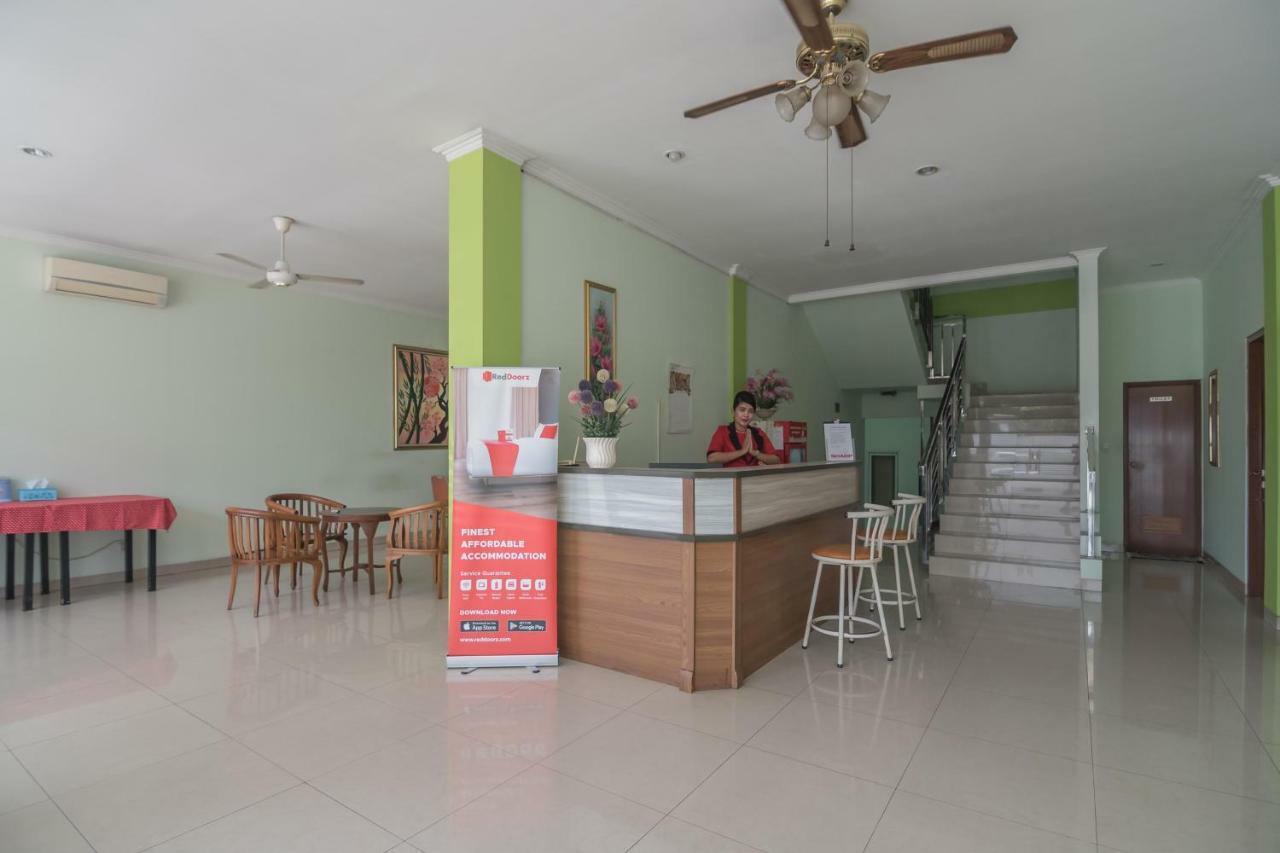 Reddoorz At Gatot Subroto Lampung Hotel Bandar Lampung Exterior foto